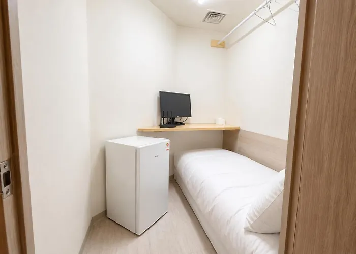 Apartamento 406, Guesthouse,10 Minutes To Jongno,20 Minutes To Gangnam Hongdae, Single Room,itaewon, Shared Bathroom