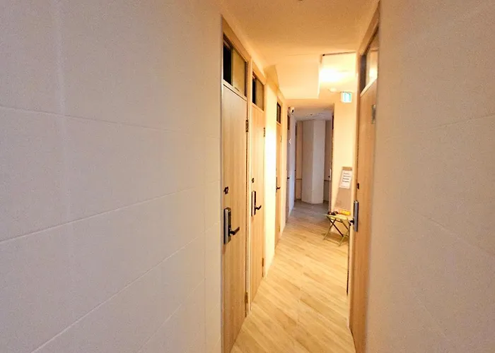 Apartamento 406, Guesthouse,10 Minutes To Jongno,20 Minutes To Gangnam Hongdae, Single Room,itaewon, Shared Bathroom